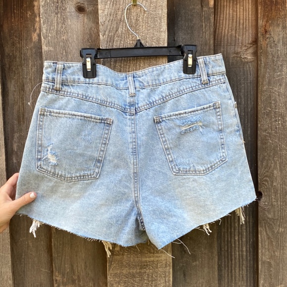 Rewash high rise jean shorts - Picture 4 of 5